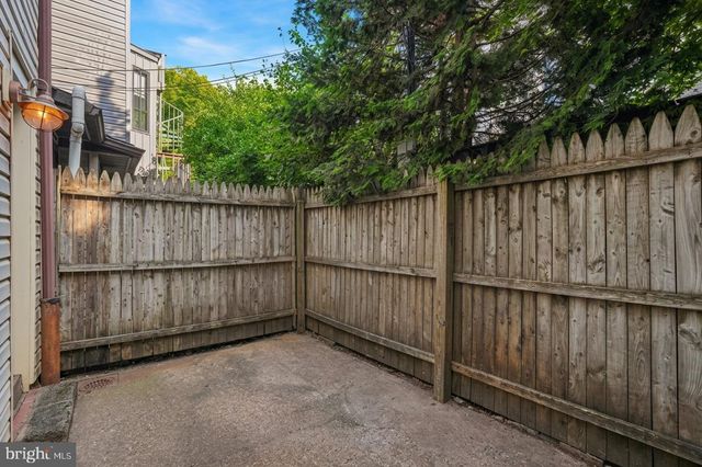 1932 KATER ST, Philadelphia, PA 19146