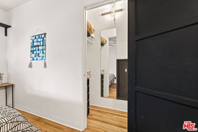 5902 Lemp Avenue, North Hollywood (los Angeles), CA 91601