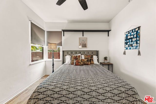 5902 Lemp Avenue, North Hollywood (los Angeles), CA 91601