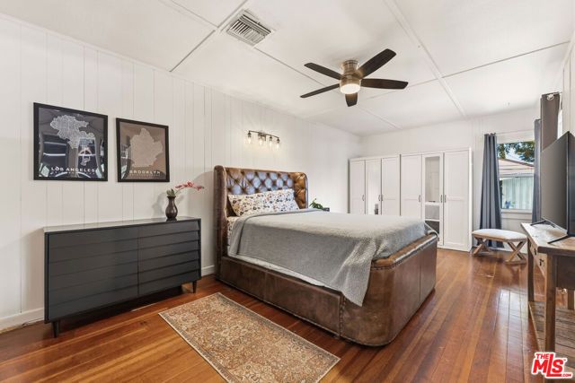 5902 Lemp Avenue, North Hollywood (los Angeles), CA 91601
