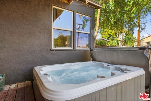 5902 Lemp Avenue, North Hollywood (los Angeles), CA 91601