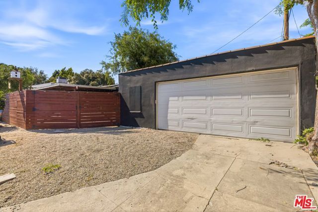 5902 Lemp Avenue, North Hollywood (los Angeles), CA 91601