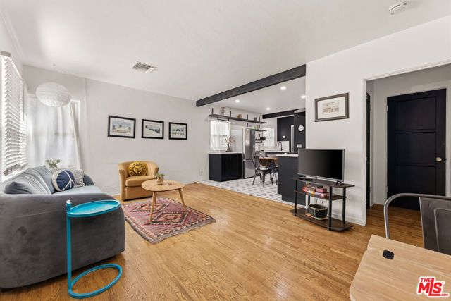 5902 Lemp Avenue, North Hollywood (los Angeles), CA 91601