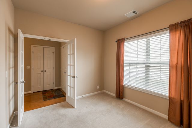 3006 Auld Tatty Dr, Spring Hill, TN 37174