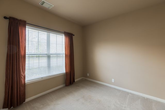 3006 Auld Tatty Dr, Spring Hill, TN 37174