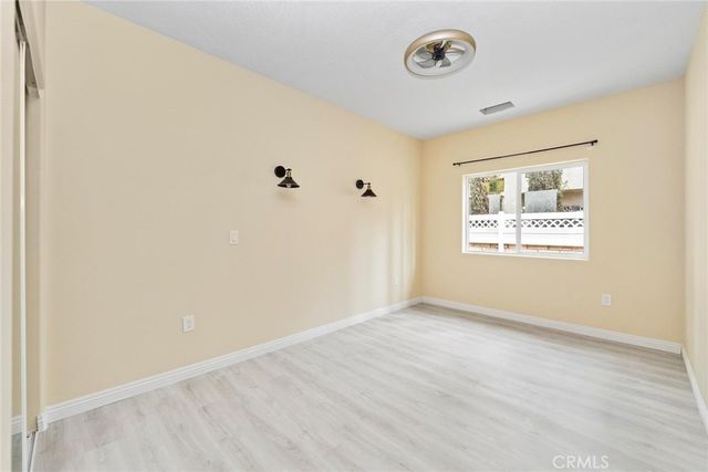15688 Kingswood, Victorville, CA 92392