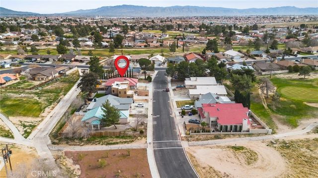 15688 Kingswood, Victorville, CA 92392