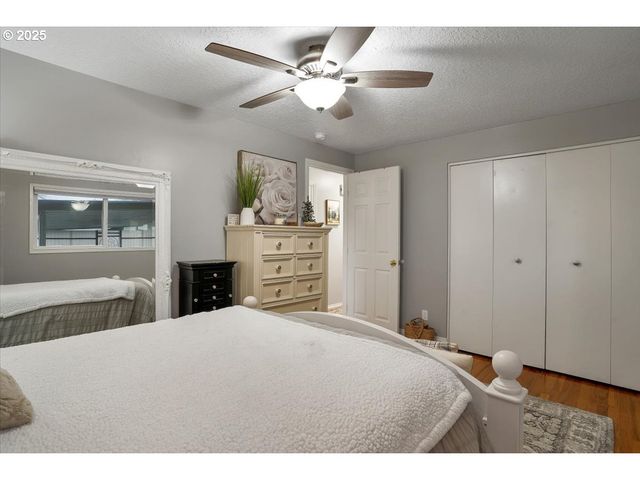 1740 JANSEN Way, Woodburn, OR 97071