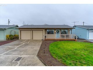 1740 JANSEN Way, Woodburn, OR 97071
