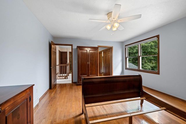 3560 HIGHLAND CENTER DRIVE, Green Bay, WI 54311