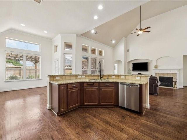 1701 Preserve Lane, Pearland, TX 77089