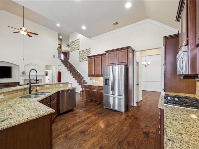 1701 Preserve Lane, Pearland, TX 77089