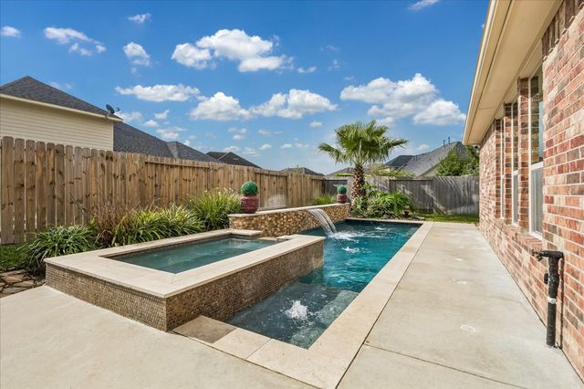1701 Preserve Lane, Pearland, TX 77089