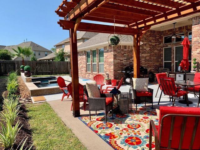 1701 Preserve Lane, Pearland, TX 77089