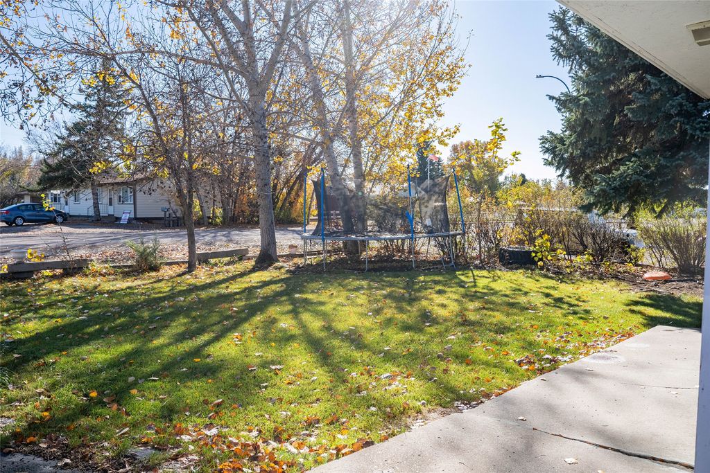 933 Oilfield Avenue, Shelby, MT 59474 photo 4