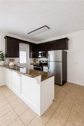 2702 Phoenix Street, Edinburg, TX 78541