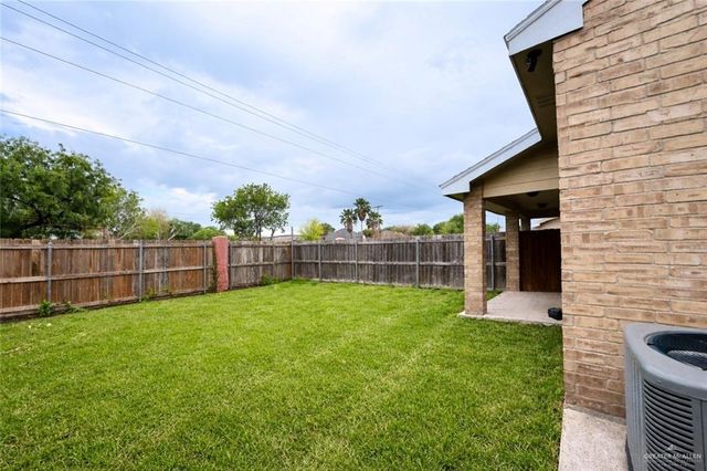 2702 Phoenix Street, Edinburg, TX 78541