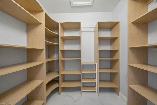 9730 Springlake CIR, Estero, FL 33928