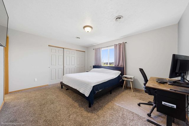 9313 W Foxtail Ln, Cheney, WA 99224