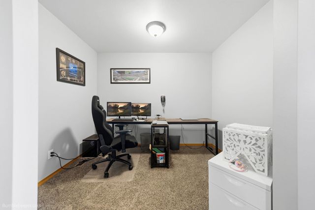 9313 W Foxtail Ln, Cheney, WA 99224