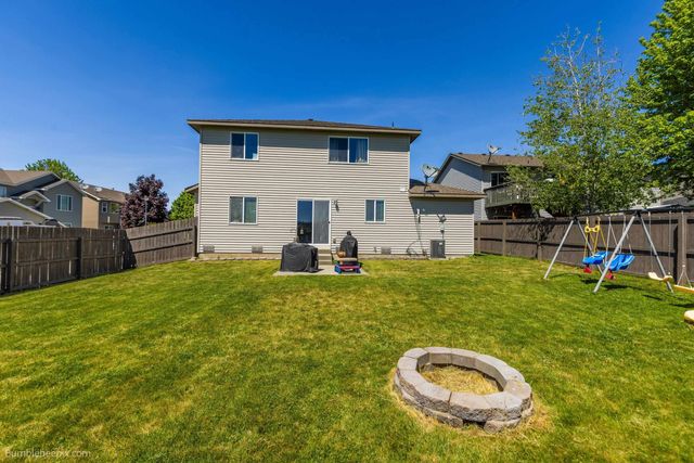 9313 W Foxtail Ln, Cheney, WA 99224