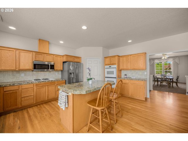 10910 Nw 7TH Ave, Vancouver, WA 98685