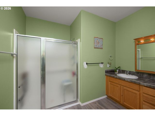 10910 Nw 7TH Ave, Vancouver, WA 98685