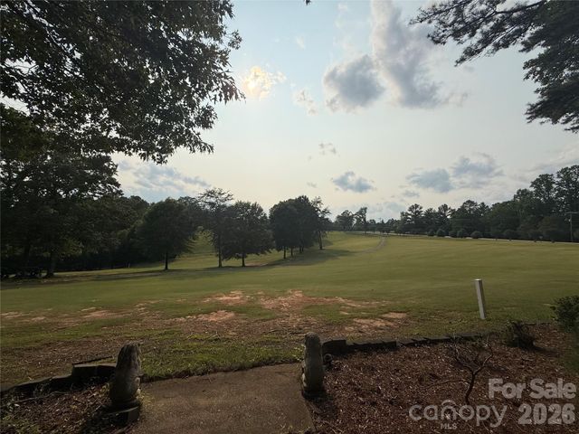 18 Olde Duffers Drive, Nebo, NC 28761