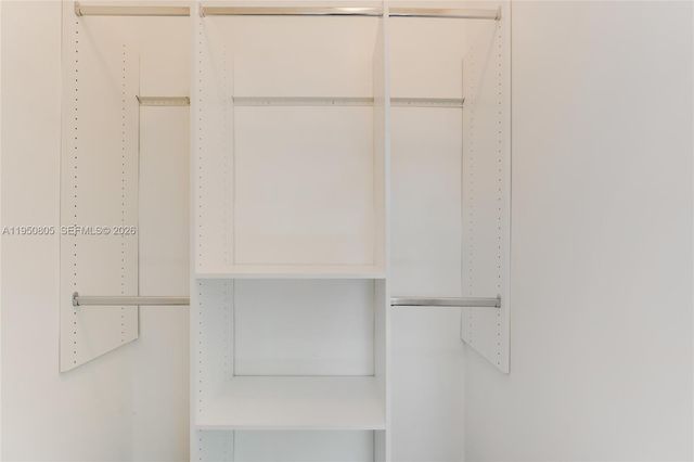 2148 NW 48th St 2148, Miami, FL 33142