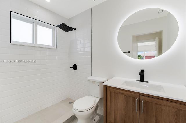 2148 NW 48th St 2148, Miami, FL 33142