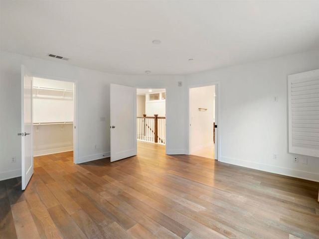 2400 Torrey Pines Rd 112, La Jolla, CA 92037