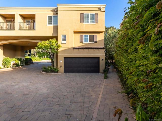2400 Torrey Pines Rd 112, La Jolla, CA 92037
