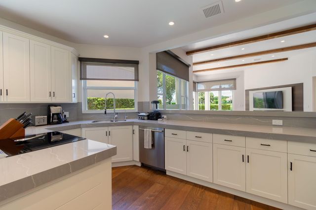 2402 Players Court, Wellington, FL 33414