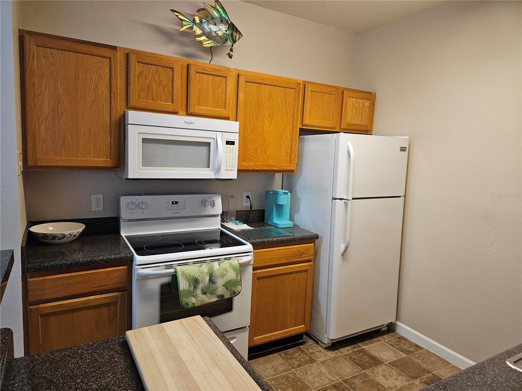 Image 3 of property listing at 4802 51ST STREET W 1417, Bradenton, FL 34210