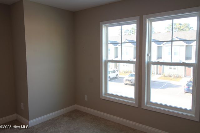 624 Jacks Crossing Drive, Hubert, NC 28539