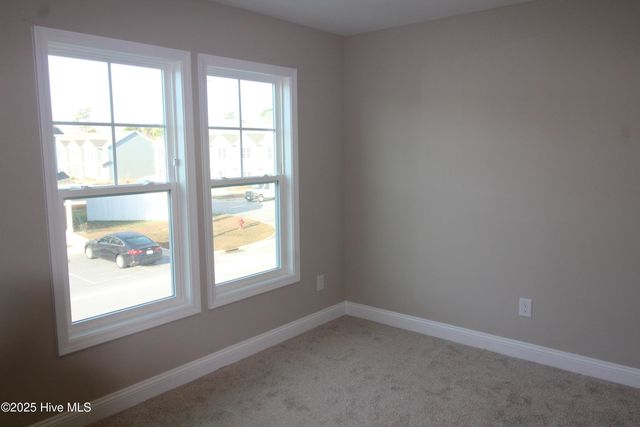 624 Jacks Crossing Drive, Hubert, NC 28539