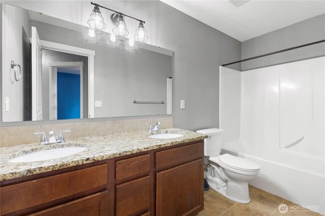 14447 98th Way SE, Yelm, WA 98597