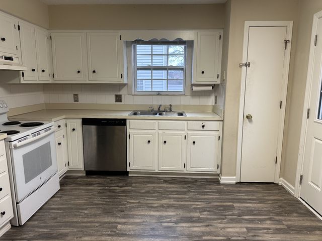 3541 Gondola Dr, Antioch, TN 37013