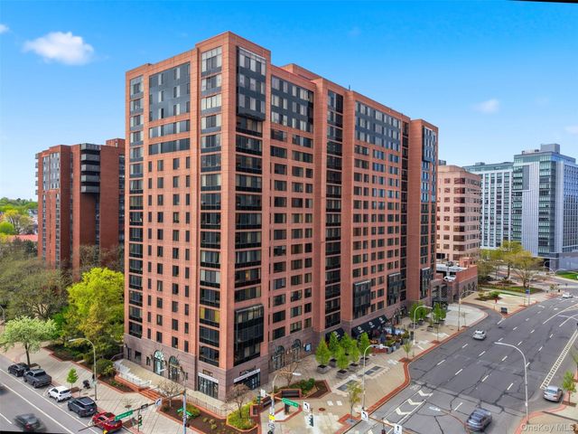 4 Martine Avenue 107, White Plains, NY 10606