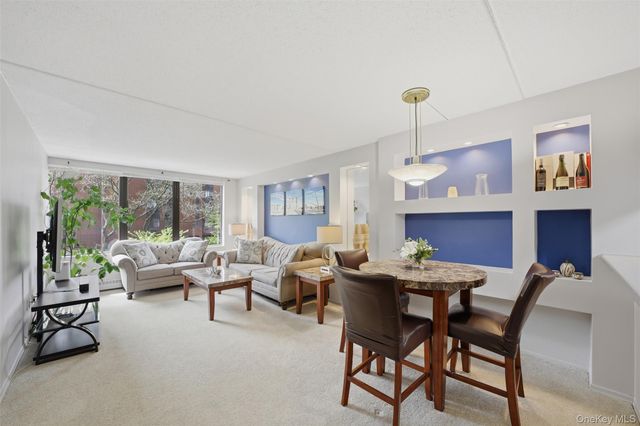 4 Martine Avenue 107, White Plains, NY 10606