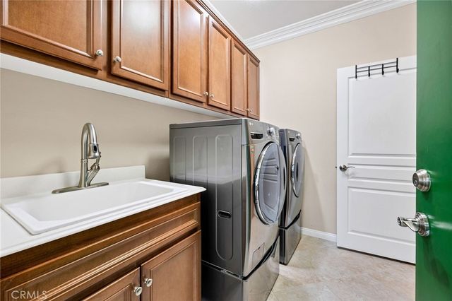 7803 Hagen, Hemet, CA 92545