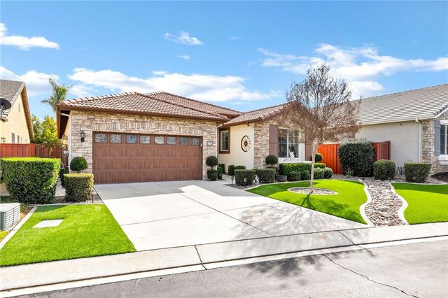 7803 Hagen, Hemet, CA 92545