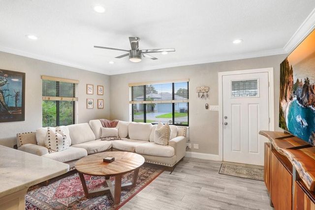 4415 W BAY VILLA AVENUE, Tampa, FL 33611