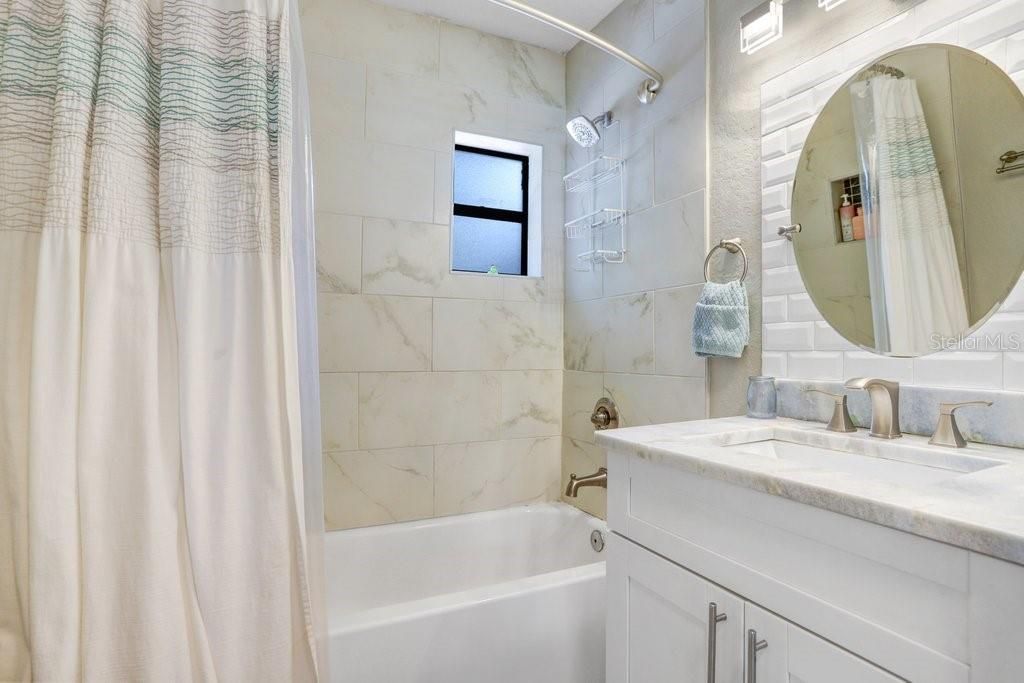 Image 17 of property listing at 4415 W BAY VILLA AVENUE, Tampa, FL 33611