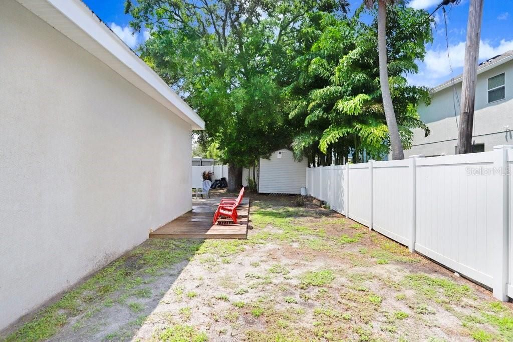 Image 18 of property listing at 4415 W BAY VILLA AVENUE, Tampa, FL 33611