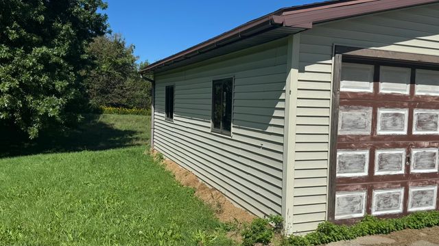 7196 GARFIELD Avenue, Harborcreek, PA 16421