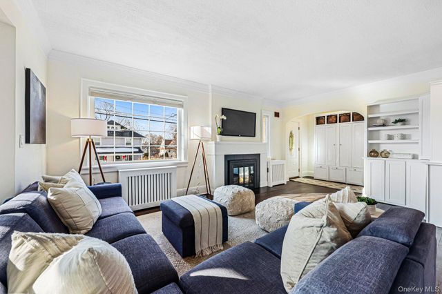 144 Gaylor Road, Scarsdale, NY 10583