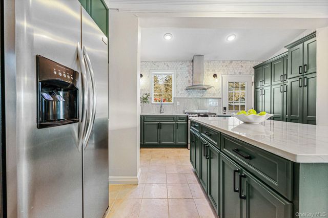 144 Gaylor Road, Scarsdale, NY 10583