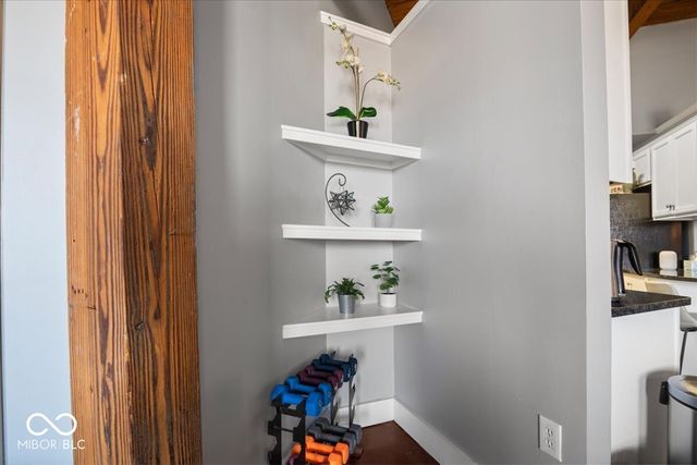 55 S Harding Street 405, Indianapolis, IN 46222