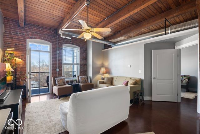 55 S Harding Street 405, Indianapolis, IN 46222